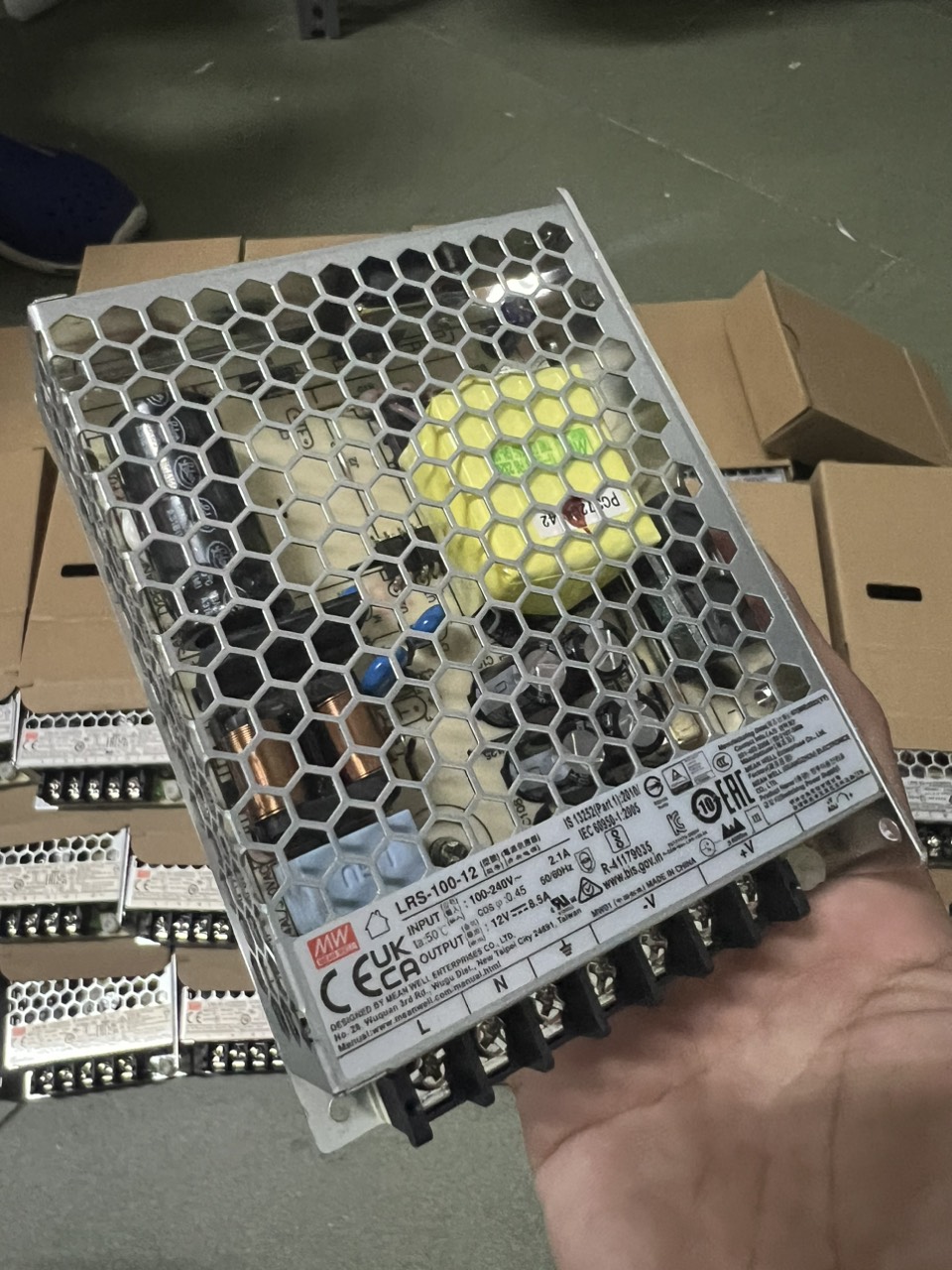Nguồn tổ ong 12V 