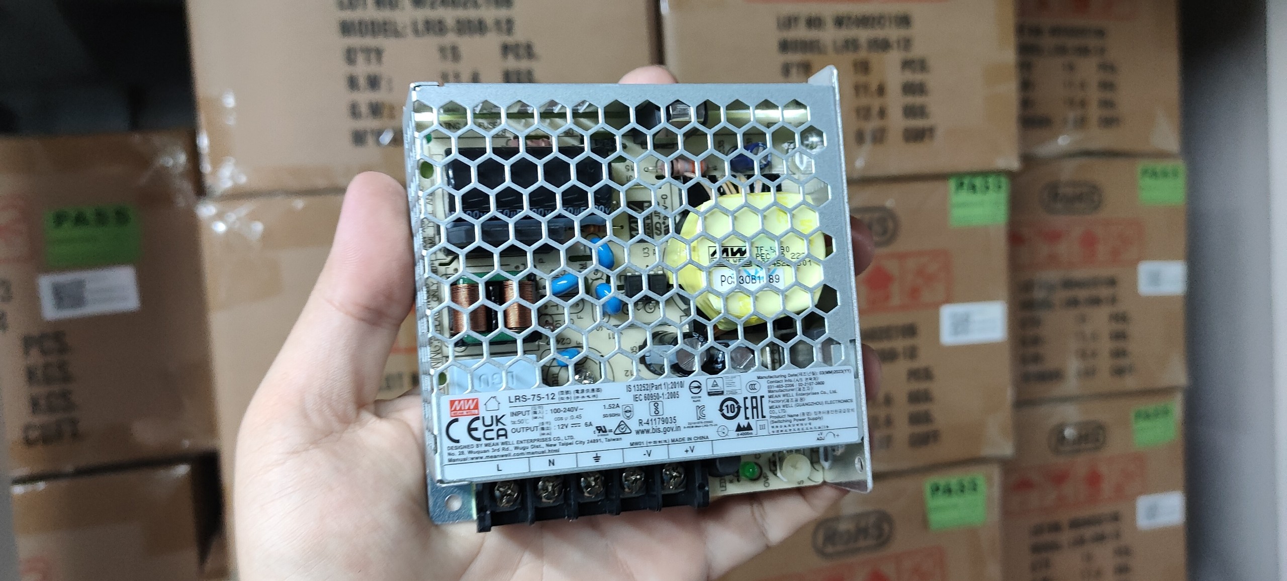 Nguồn tổ ong 12V 