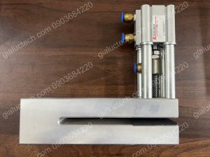 Bộ đục lỗ túi nhựa