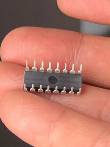 IC FAN4800
