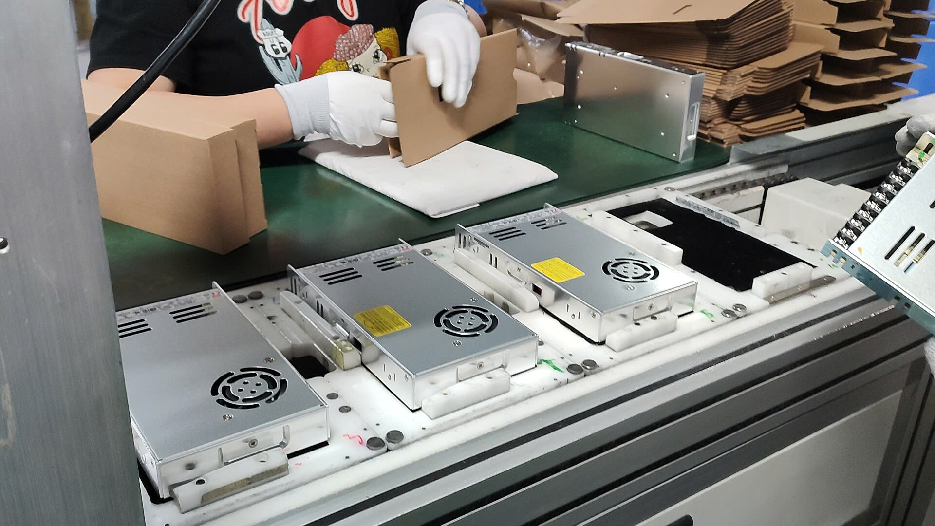 Nguồn tổ ong 24V 2.2A